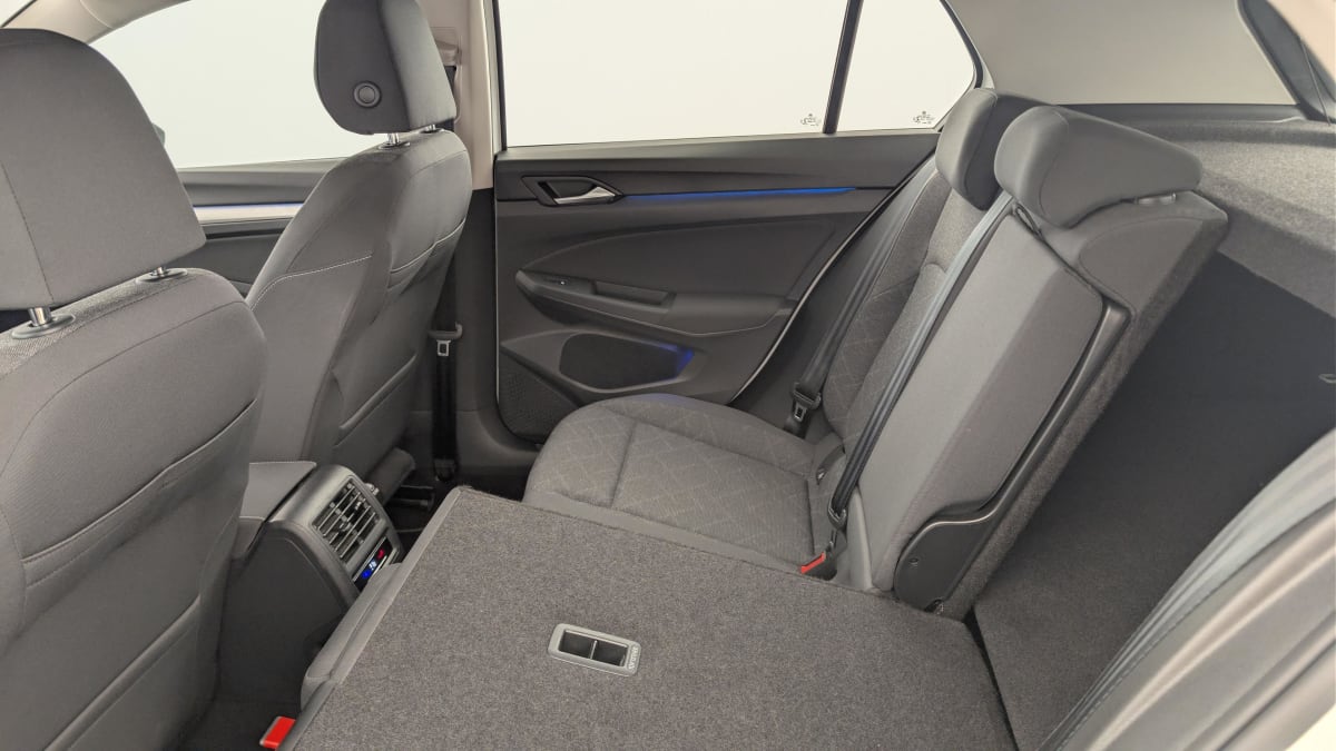 Volkswagen GOLF 8 - Image 12