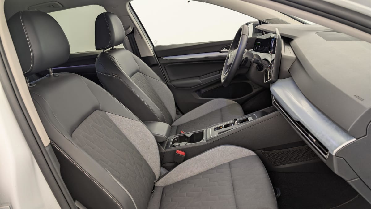 Volkswagen GOLF 8 - Image 9