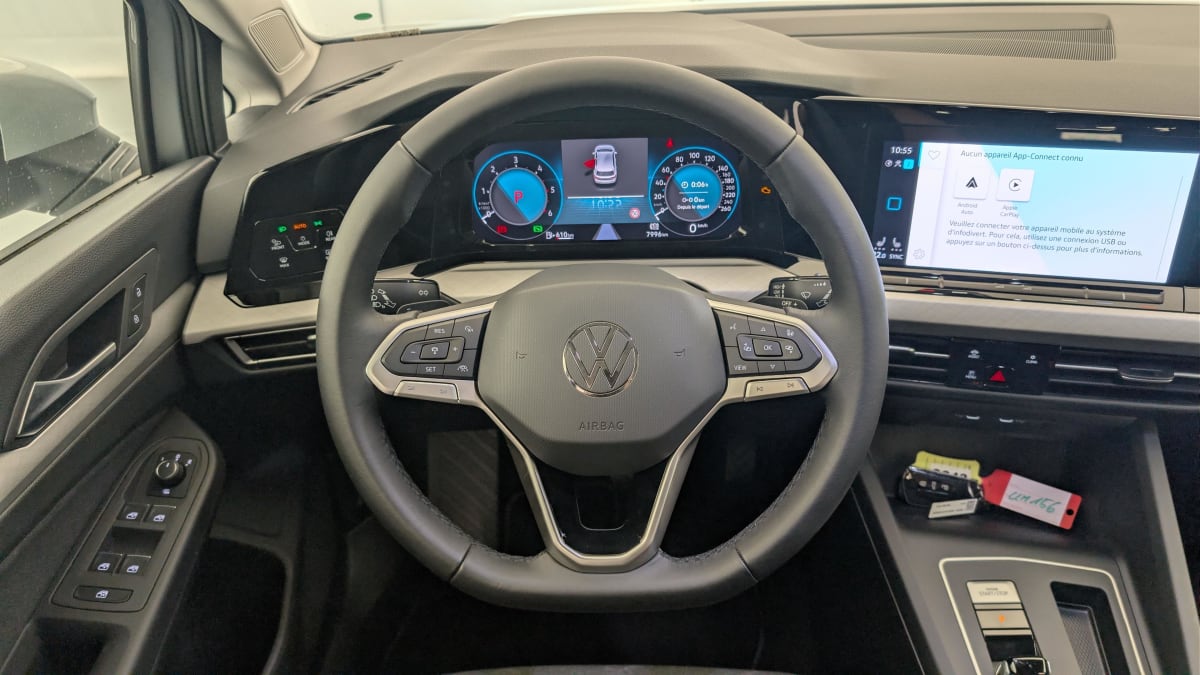 Volkswagen GOLF 8 - Image 14