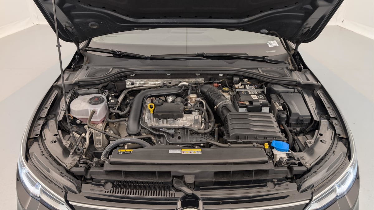 Volkswagen GOLF 8 - Image 20