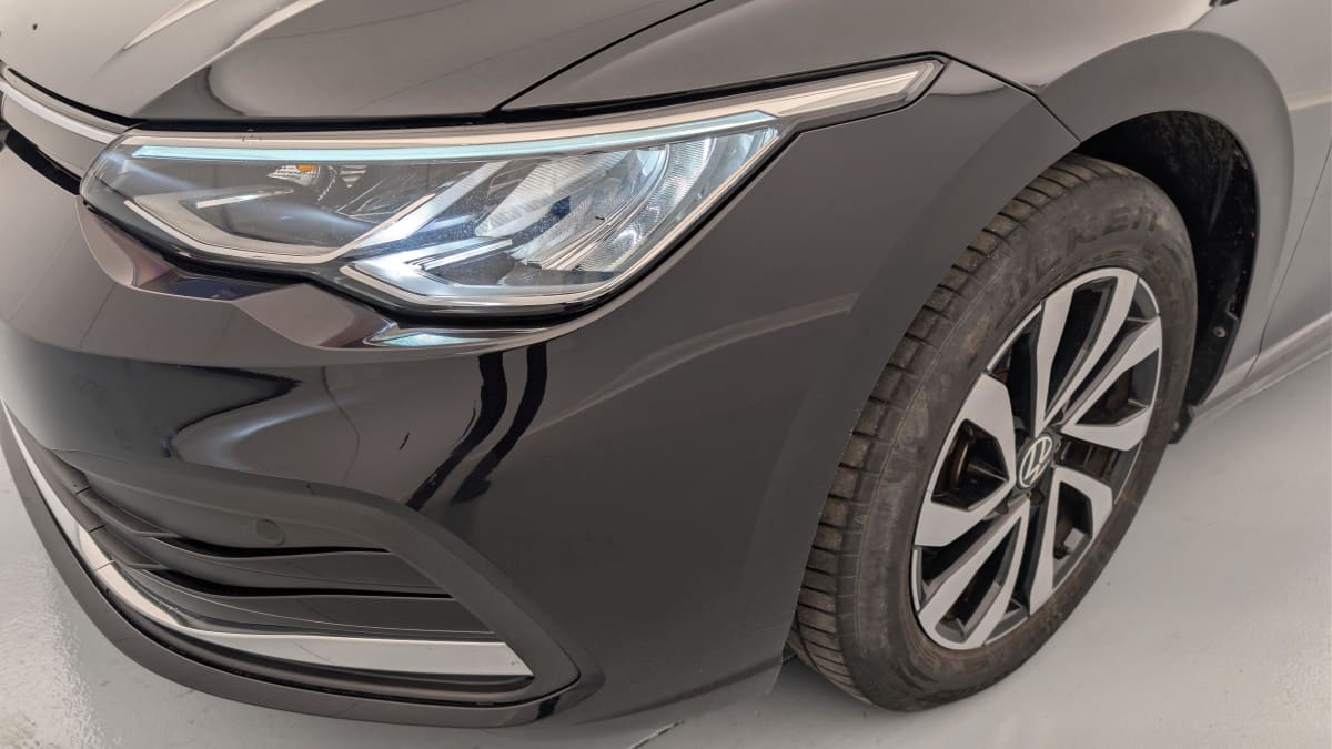 Volkswagen GOLF 8 - Image 21