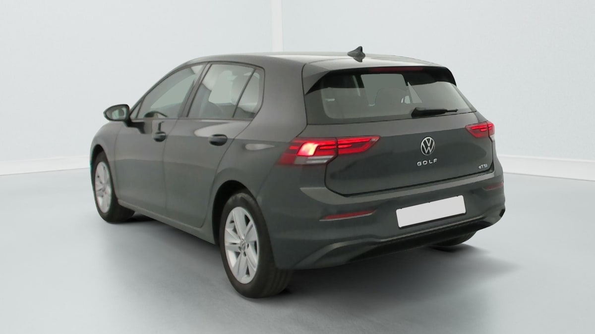 Volkswagen GOLF 8 - Image 5