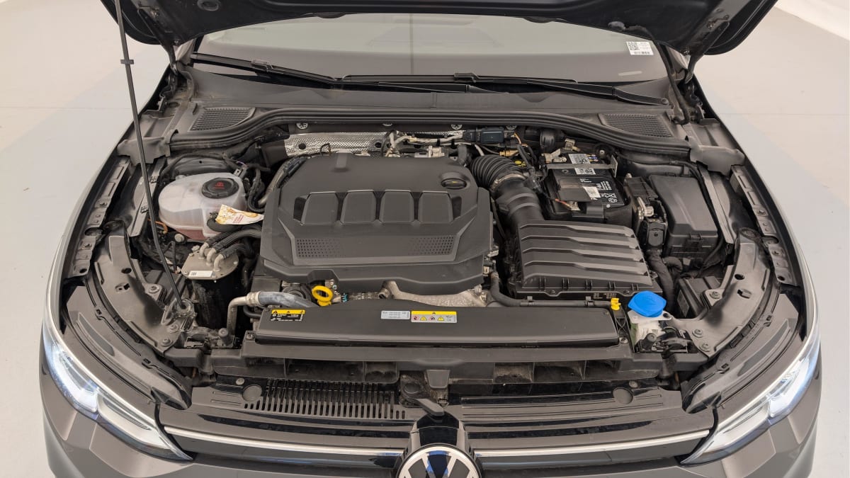 Volkswagen GOLF 8 - Image 20