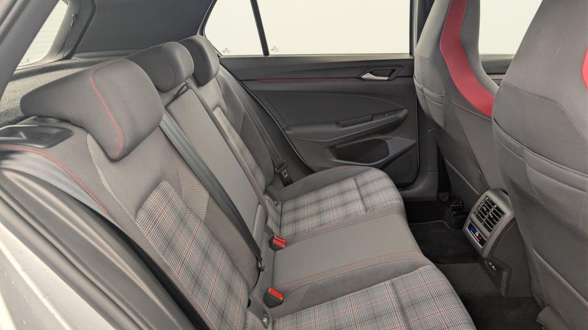 Volkswagen GOLF 8 - Image 10