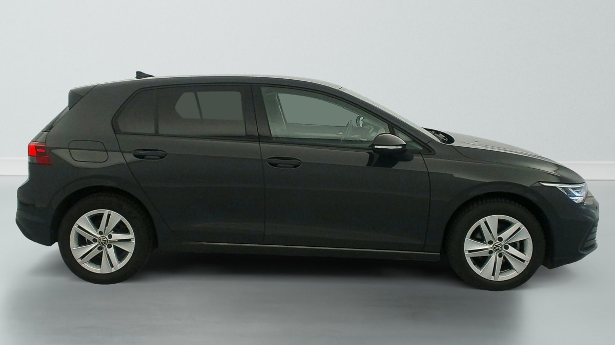 Volkswagen GOLF 8 - Image 8