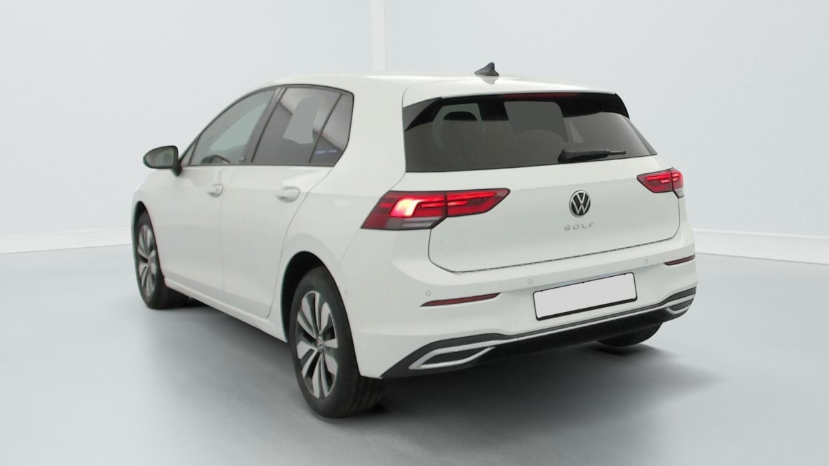 Volkswagen GOLF 8 - Image 5