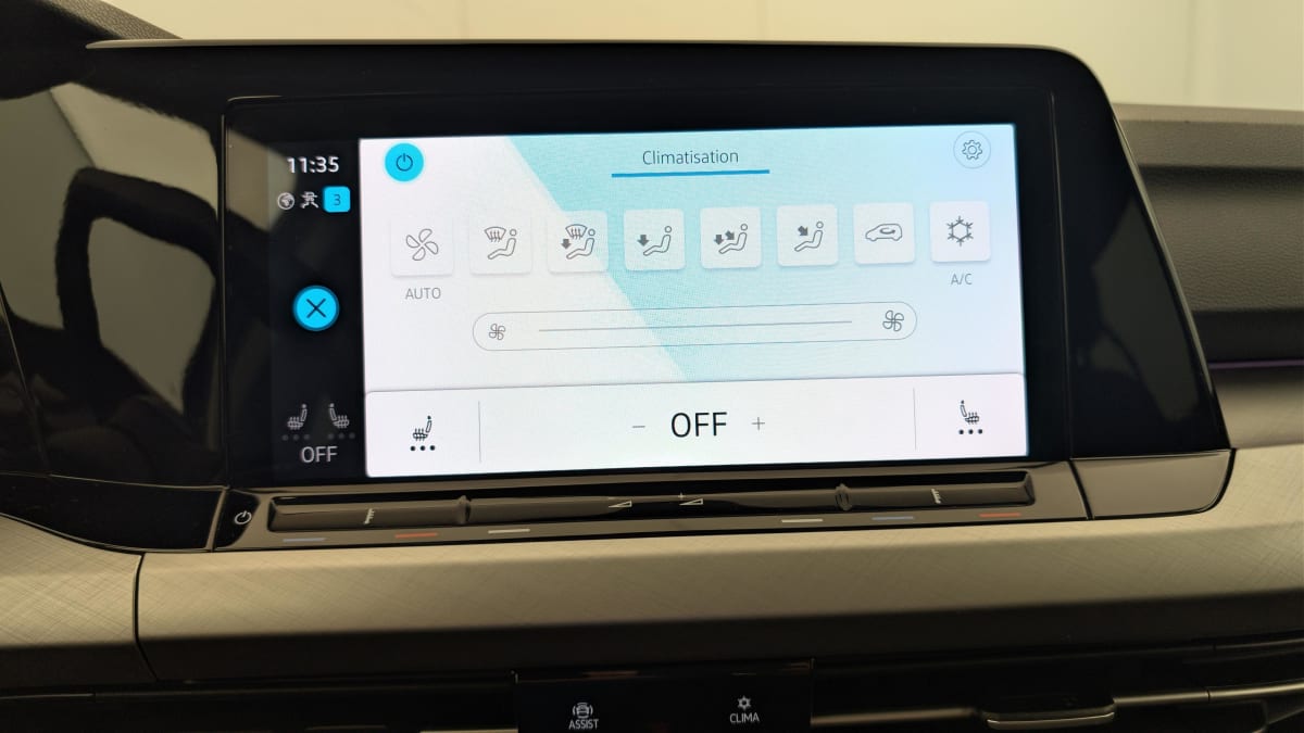 Volkswagen GOLF 8 - Image 19