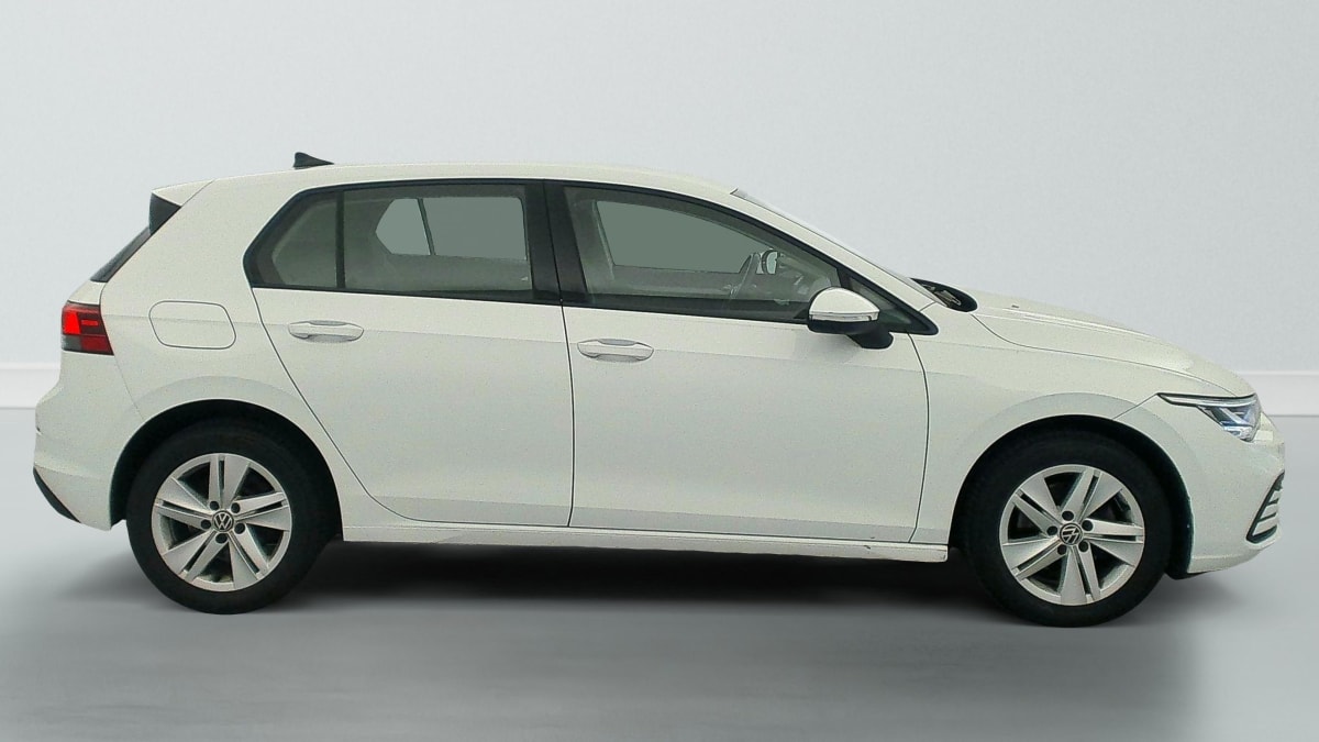 Volkswagen GOLF 8 - Image 8