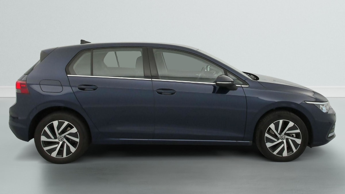 Volkswagen GOLF 8 - Image 8