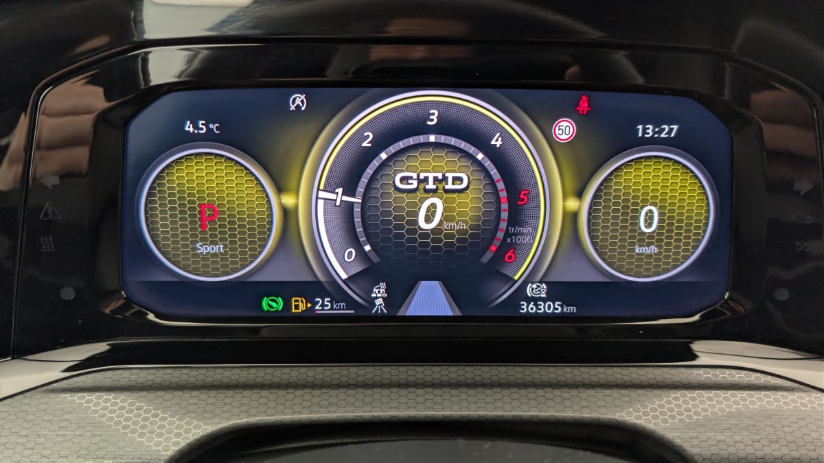 Volkswagen GOLF 8 - Image 23