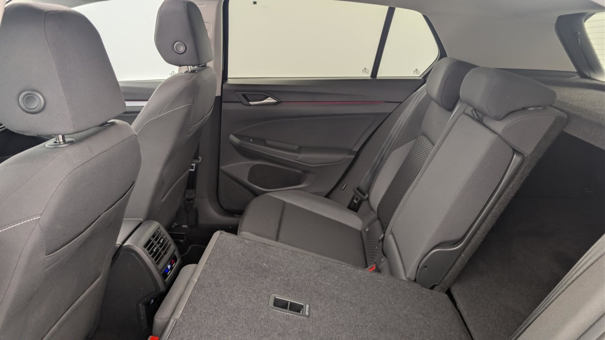 Volkswagen GOLF 8 - Image 12