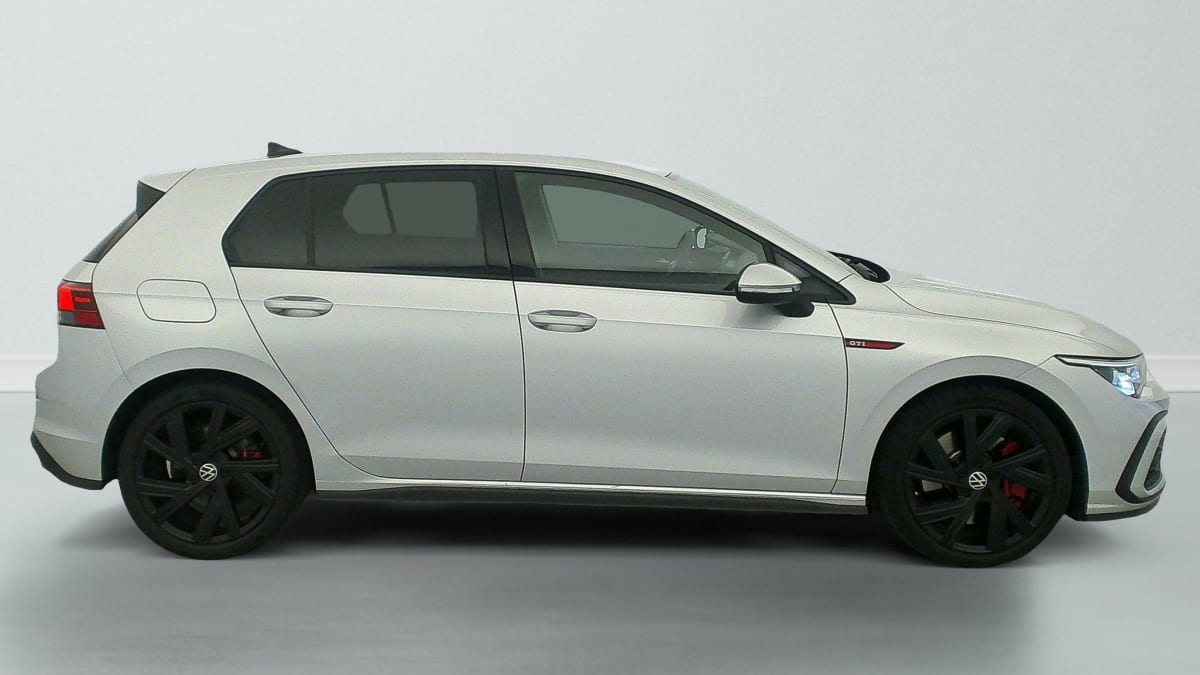 VOLKSWAGEN GOLF 2.0 TSI 245 DSG7 GTI