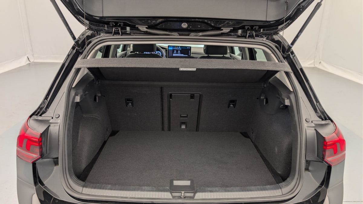 Volkswagen GOLF 8 - Image 11