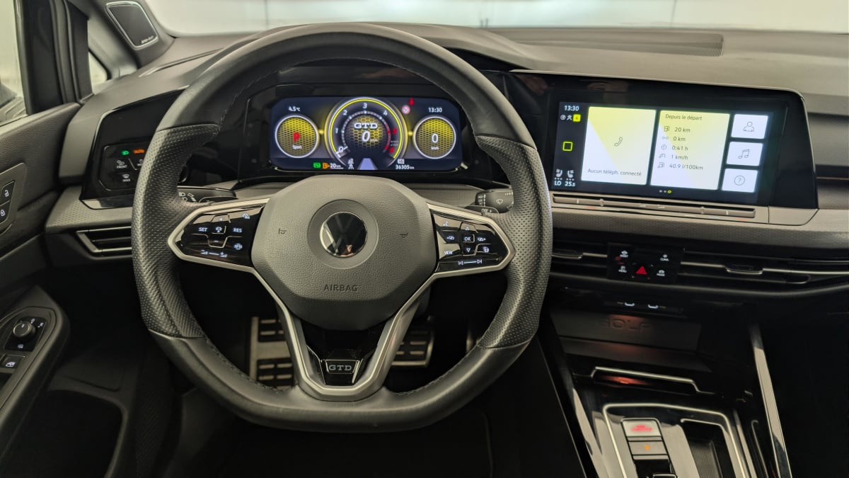 Volkswagen GOLF 8 - Image 14