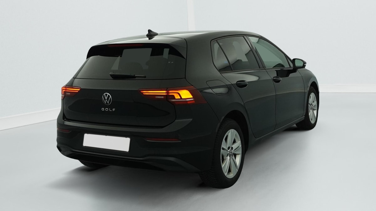 Volkswagen GOLF 8 - Image 7