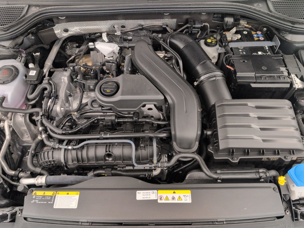 Volkswagen GOLF 8 SW - Image 20