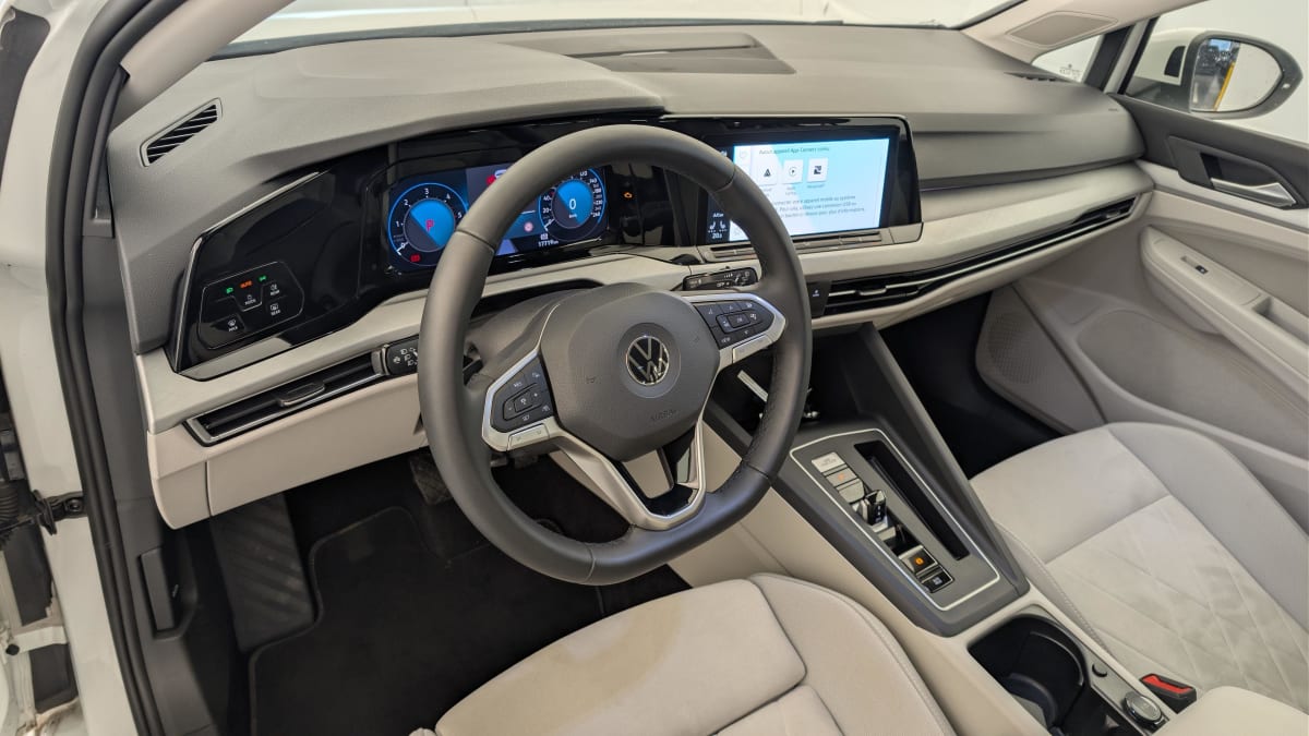 Volkswagen GOLF 8 SW - Image 15