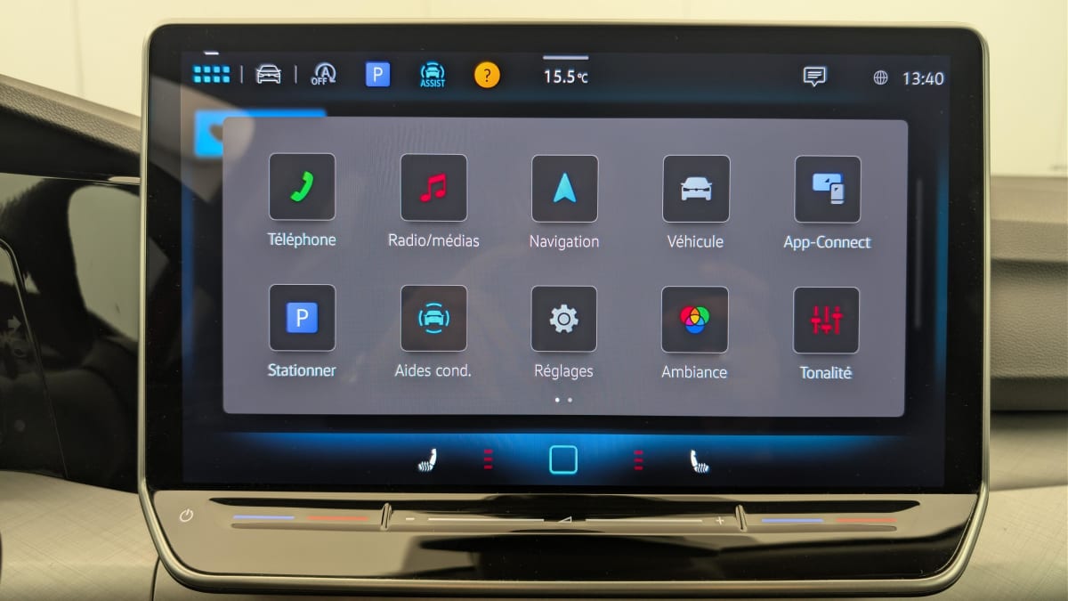 Volkswagen GOLF 8 SW - Image 18