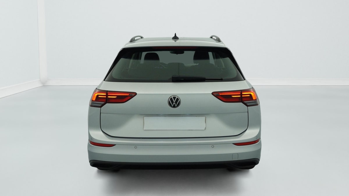 Volkswagen GOLF 8 SW - Image 6