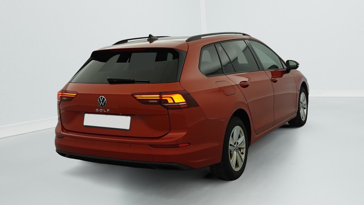 Volkswagen GOLF 8 SW - Image 7