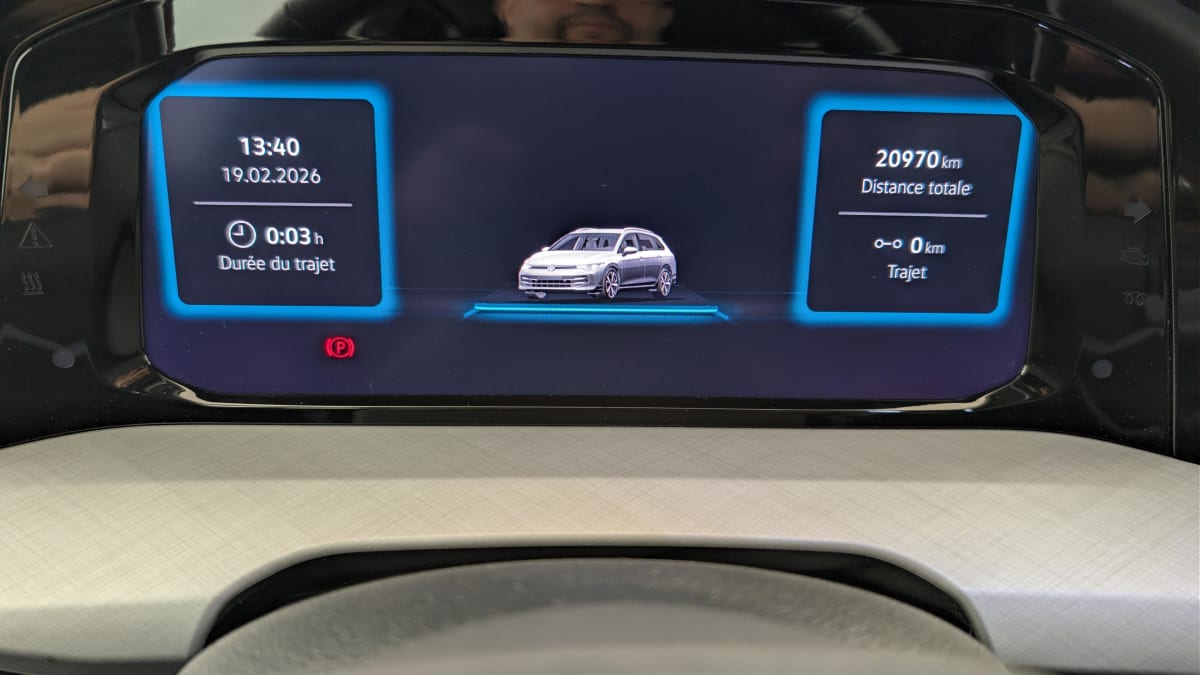 Volkswagen GOLF 8 SW - Image 21