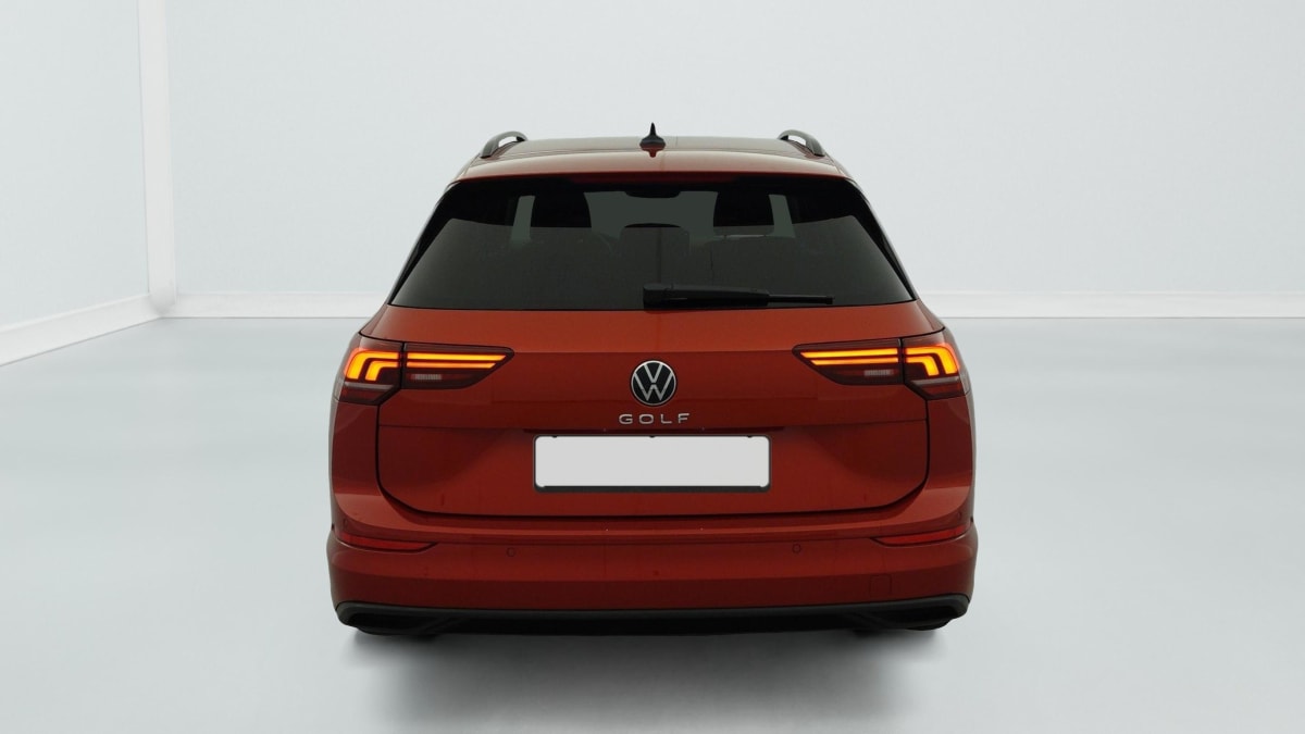 Volkswagen GOLF 8 SW - Image 6