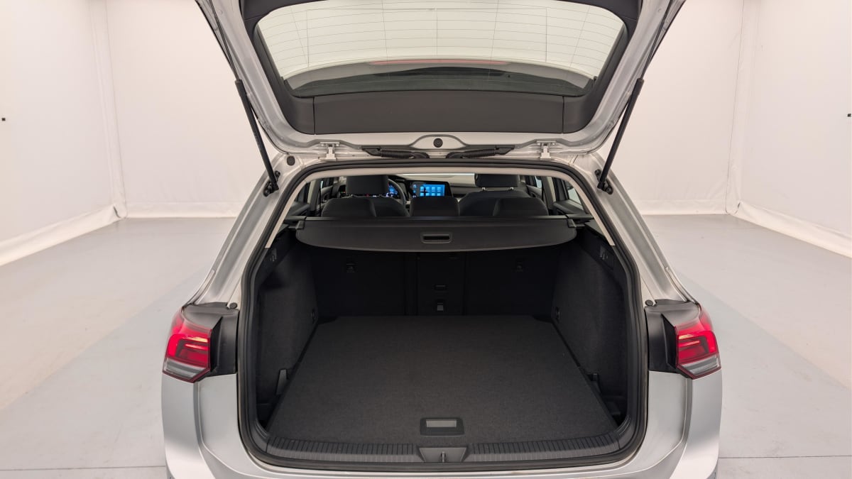 Volkswagen GOLF 8 SW - Image 11