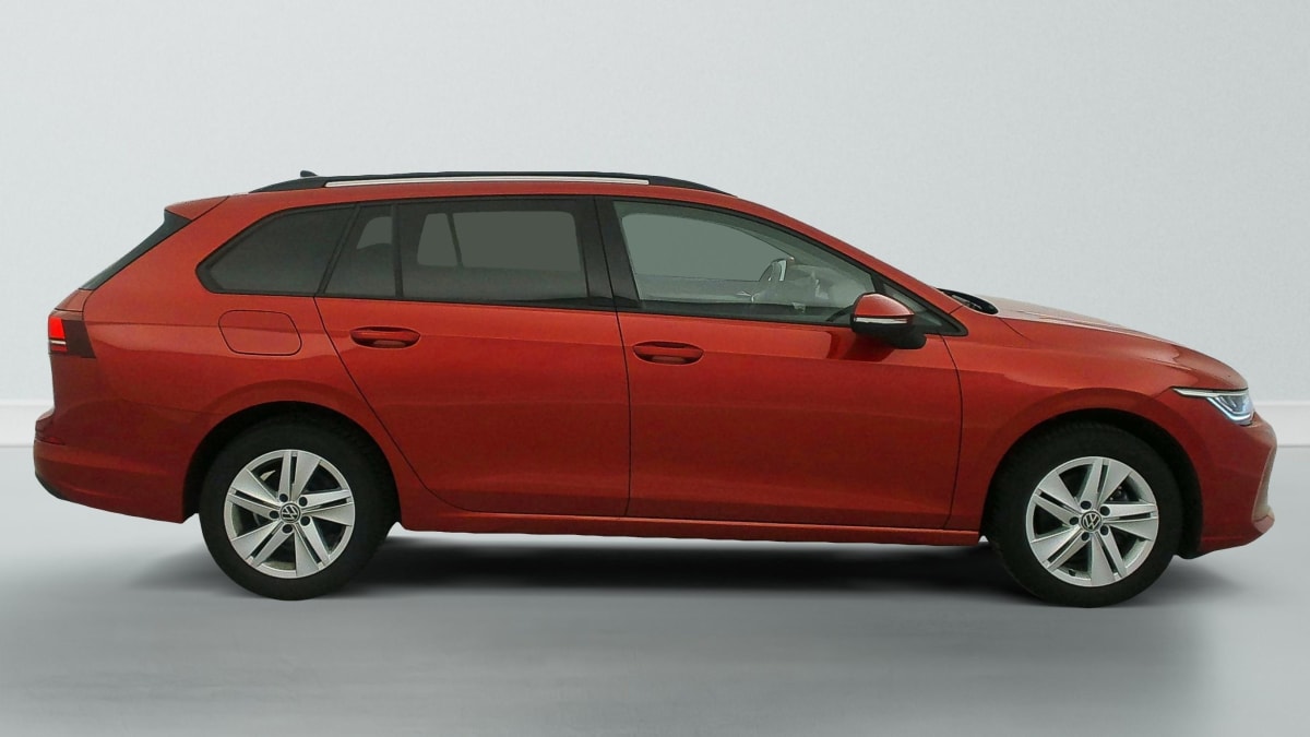 Volkswagen GOLF 8 SW - Image 8