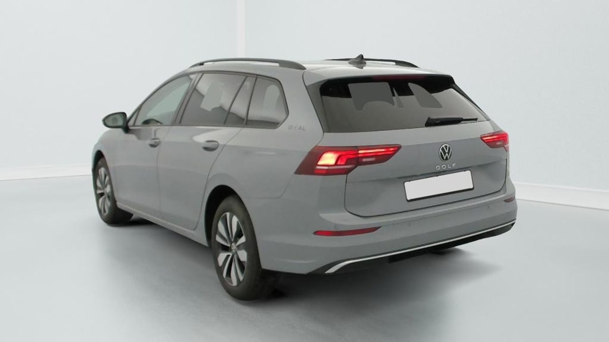 Volkswagen GOLF 8 SW - Image 5