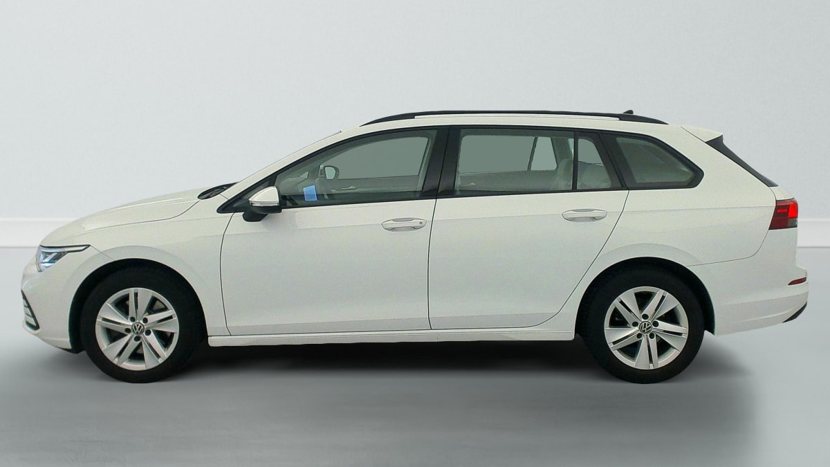 Volkswagen GOLF 8 SW - Image 4