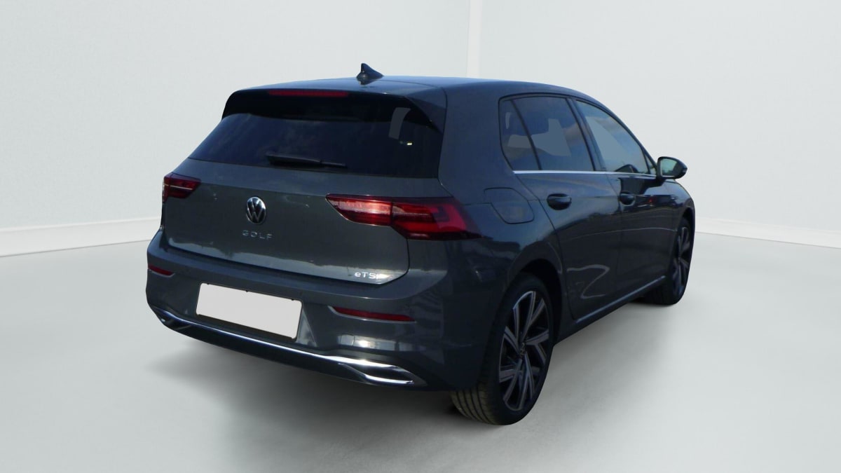 Volkswagen GOLF - Image 5
