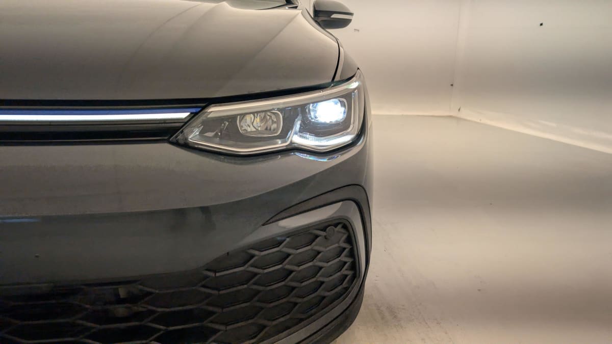 Volkswagen GOLF - Image 21