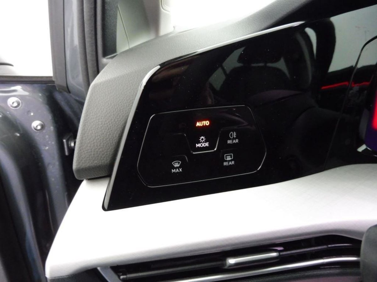 VOLKSWAGEN GOLF I 2.0 TDI 150CH EDITION PLUS DSG7