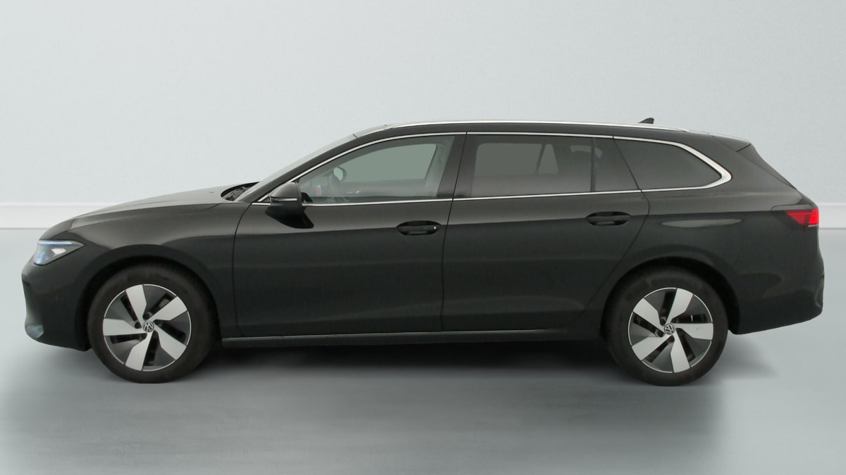 Volkswagen Passat SW - Image 4