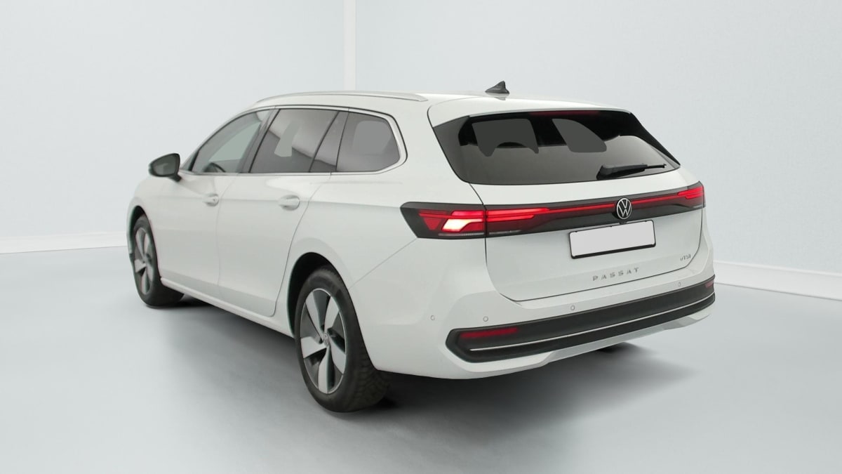 Volkswagen Passat SW - Image 5