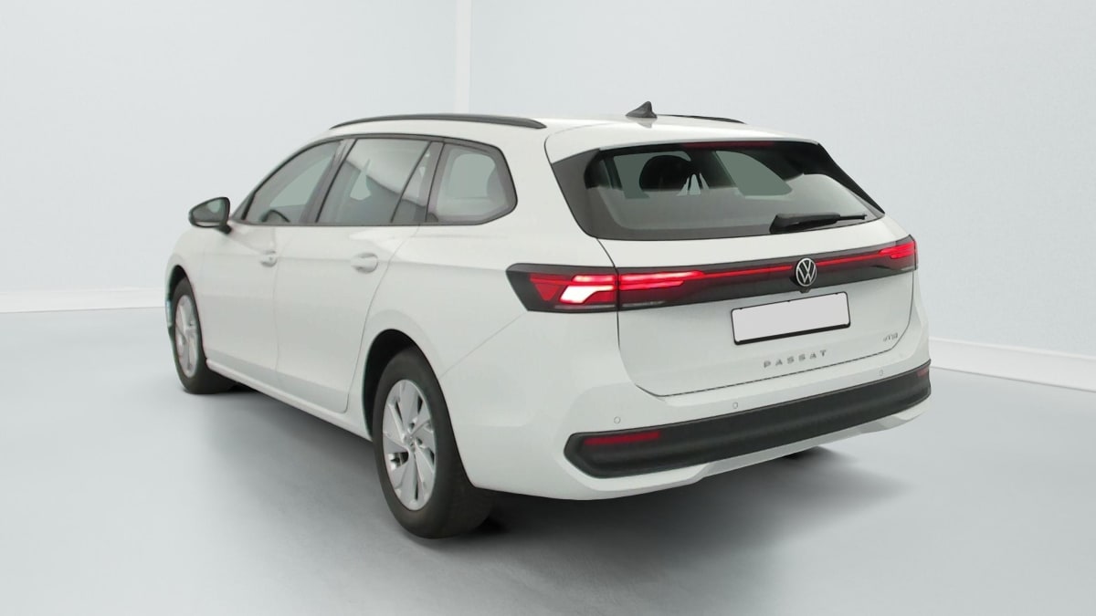 Volkswagen Passat SW - Image 5