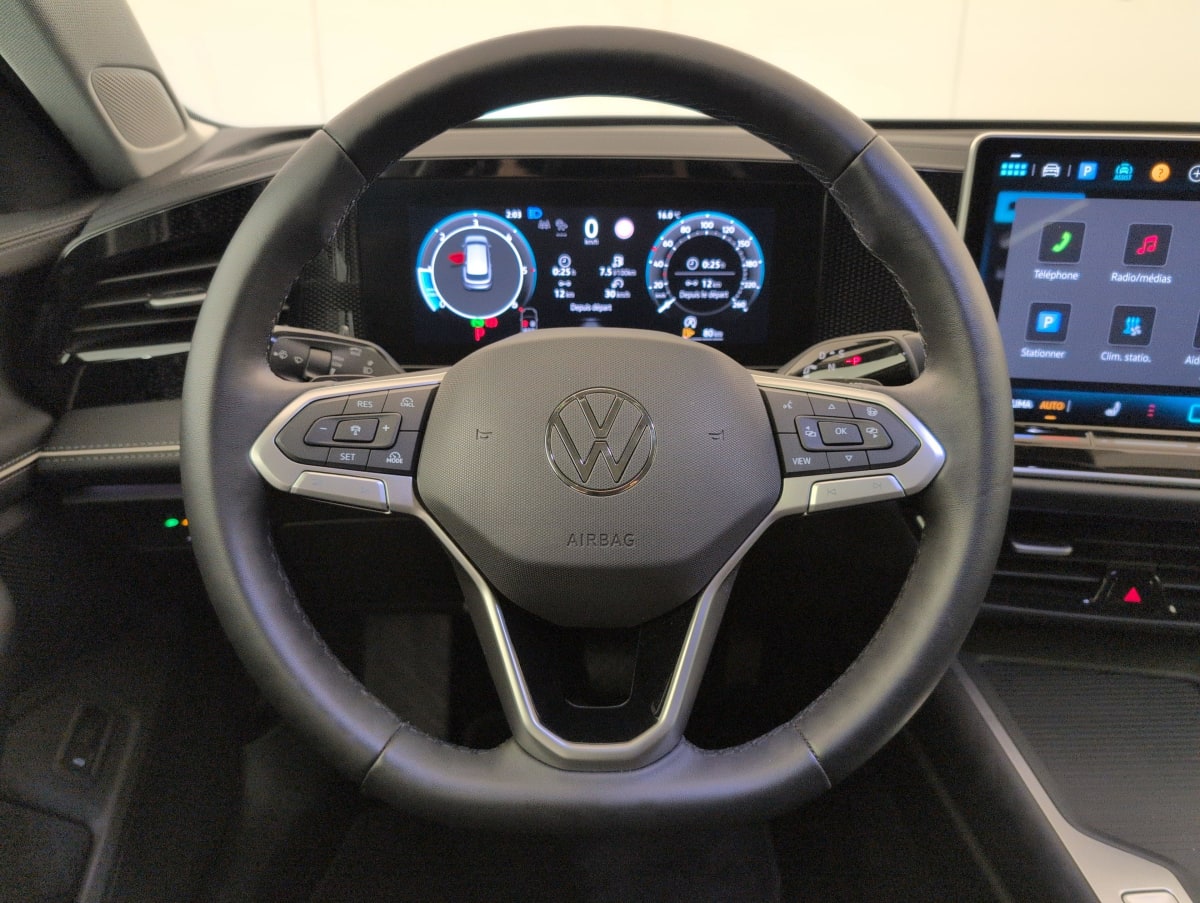 Volkswagen Passat SW - Image 16