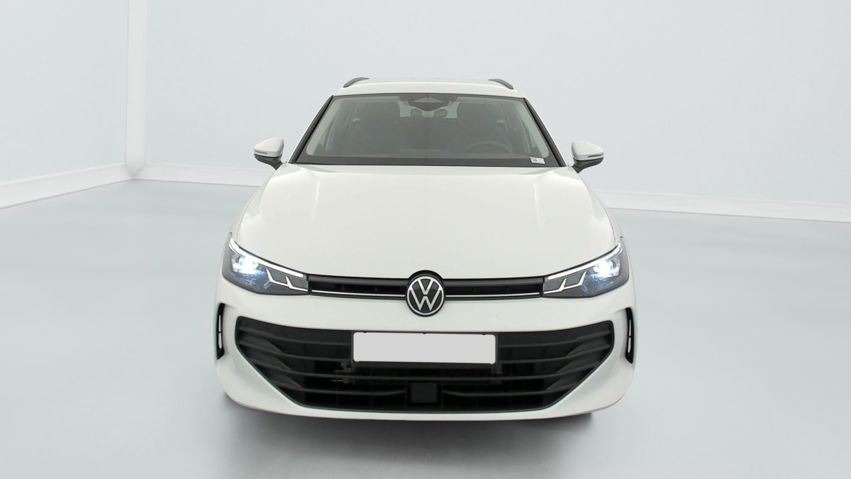 Volkswagen Passat SW - Image 2