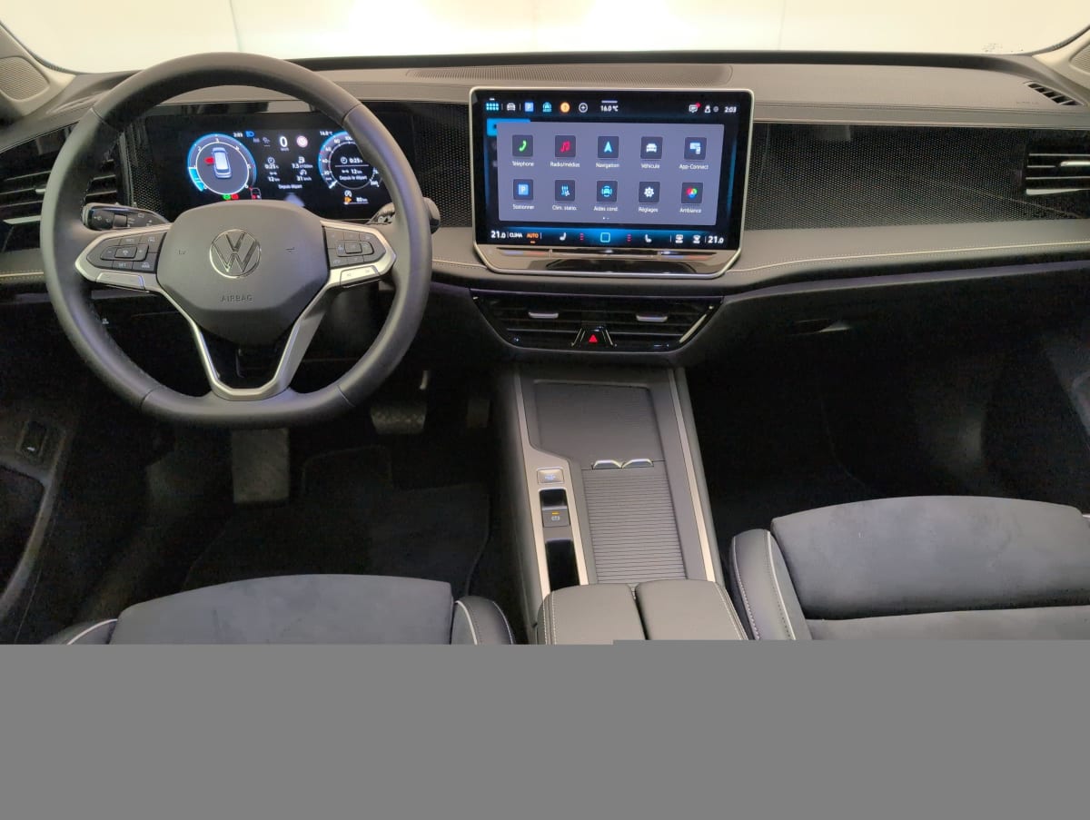 Volkswagen Passat SW - Image 15