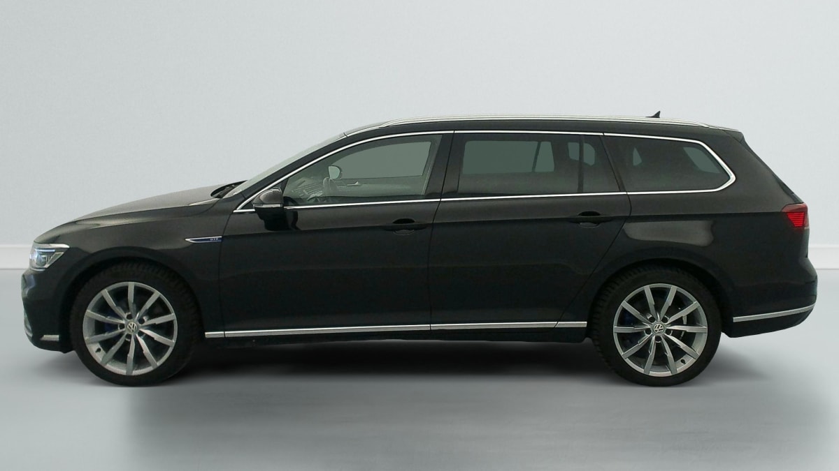 Volkswagen Passat SW - Image 4