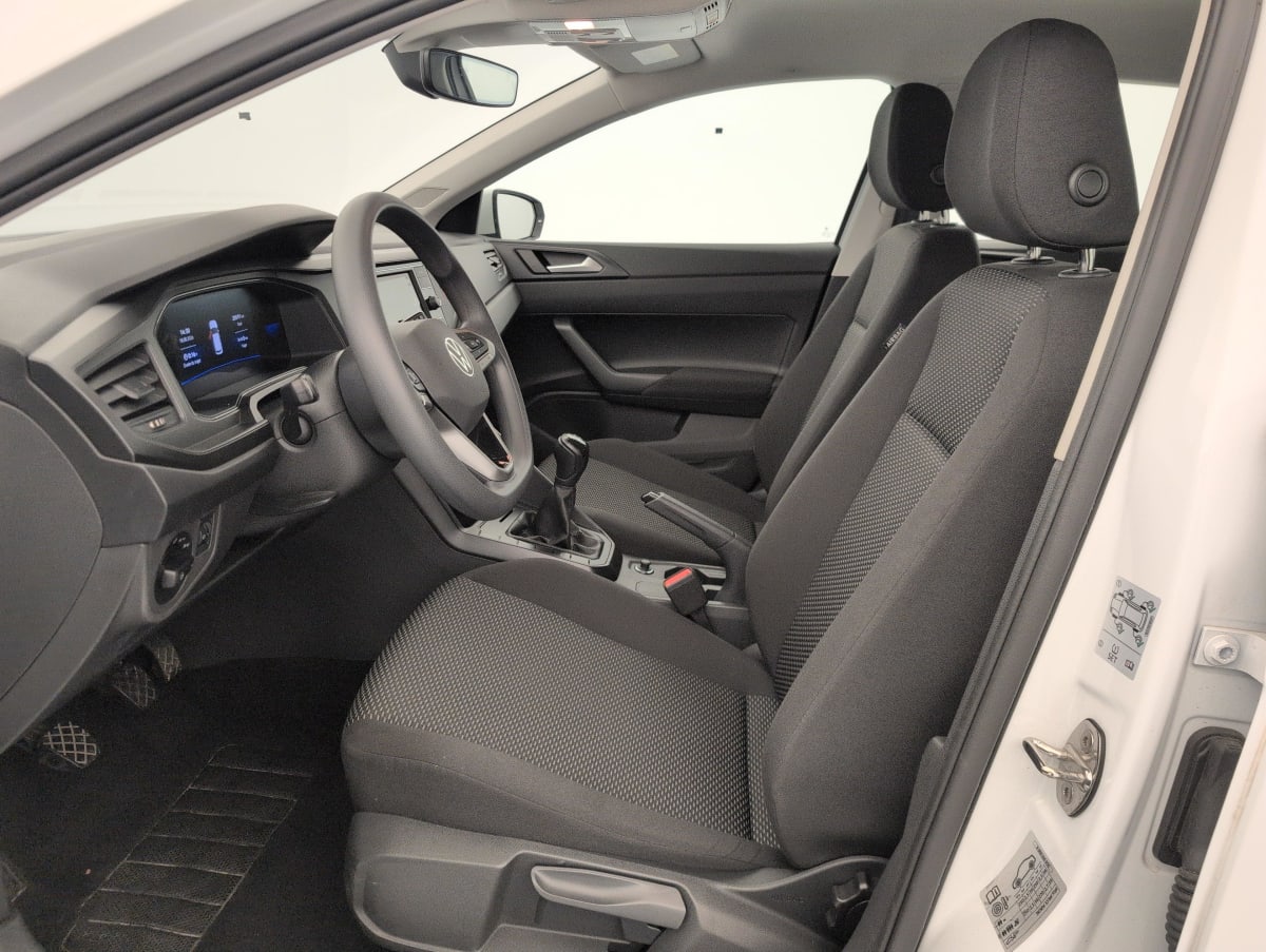 Volkswagen POLO - Image 16