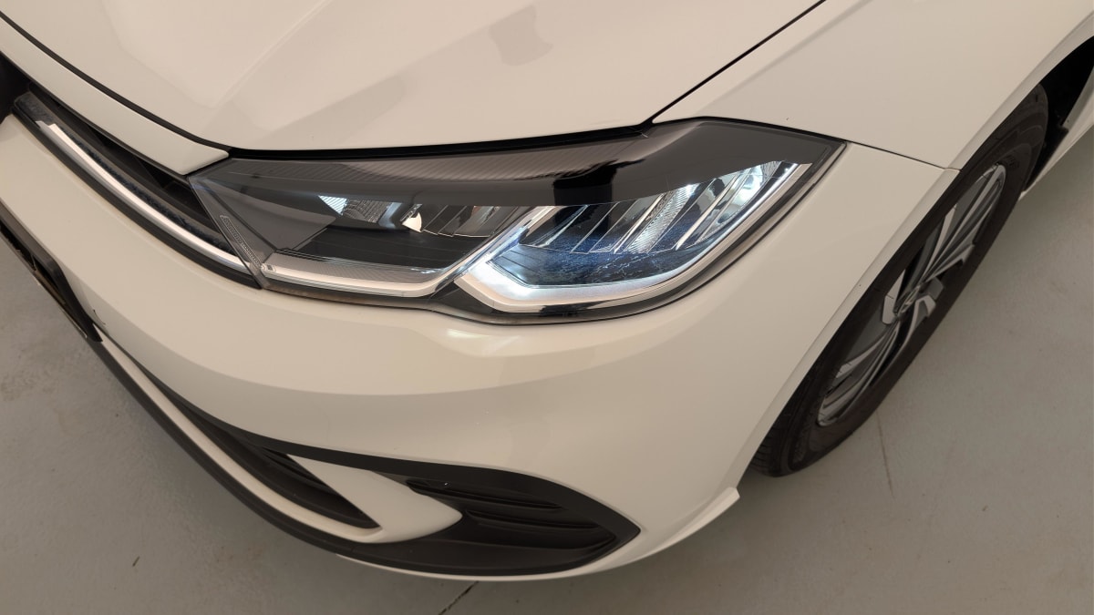 Volkswagen POLO - Image 21