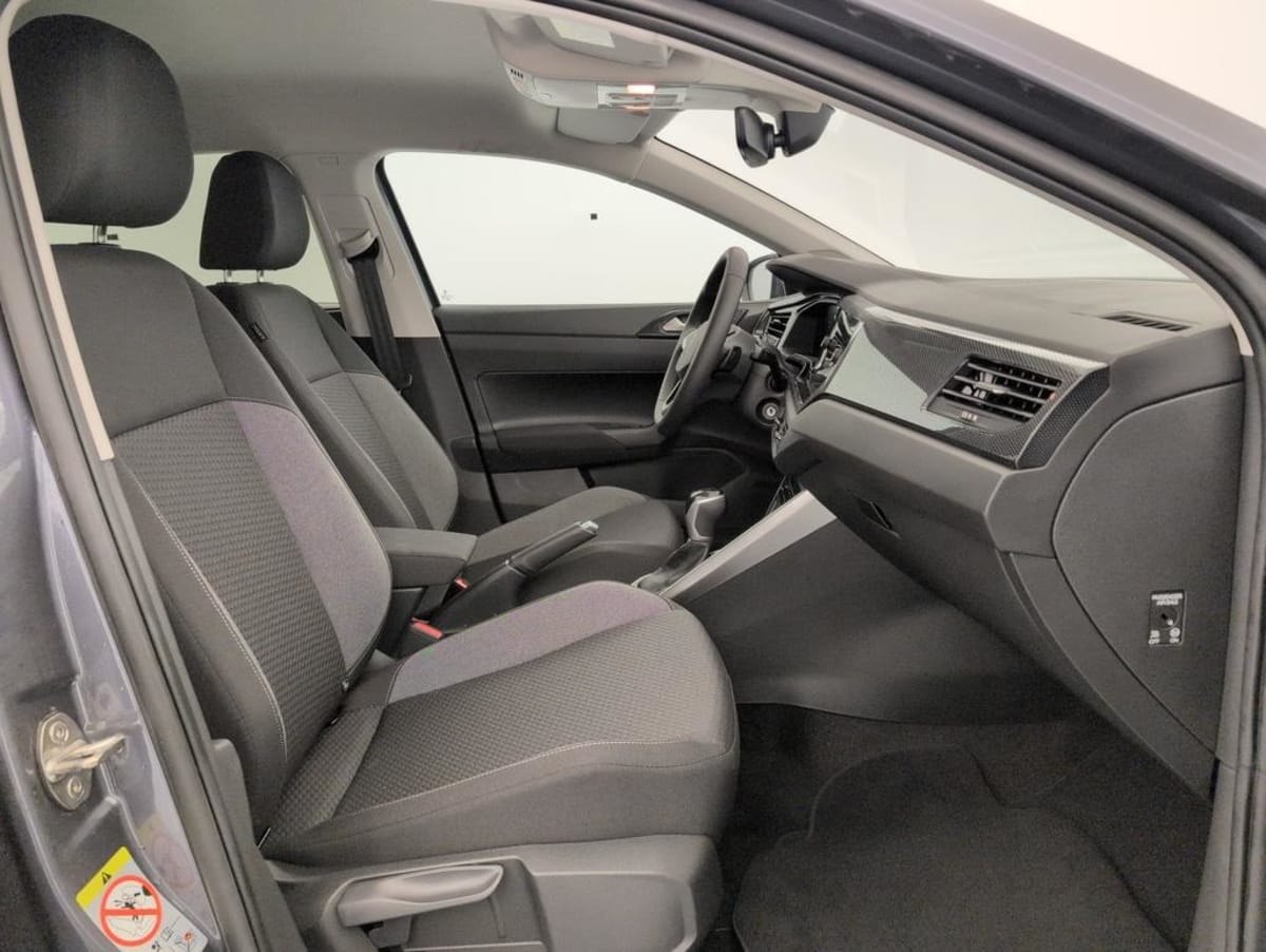 Volkswagen POLO - Image 32