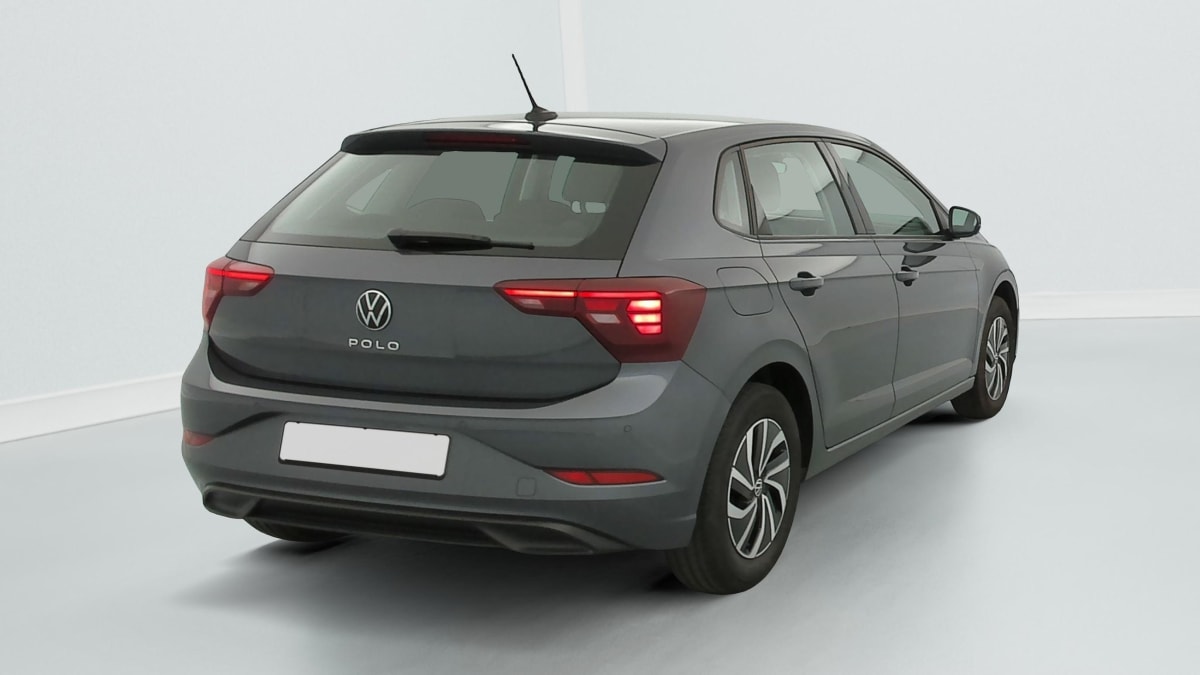 Volkswagen POLO - Image 7