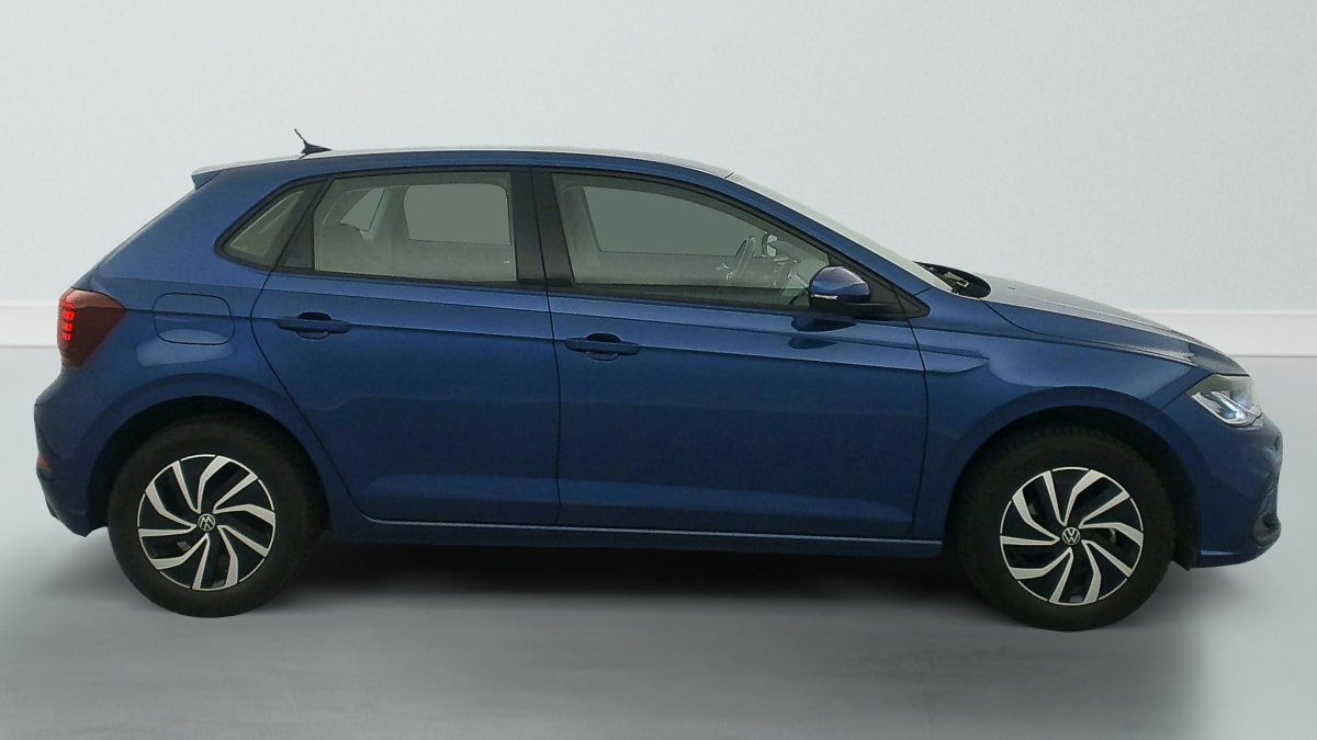 Volkswagen POLO - Image 8