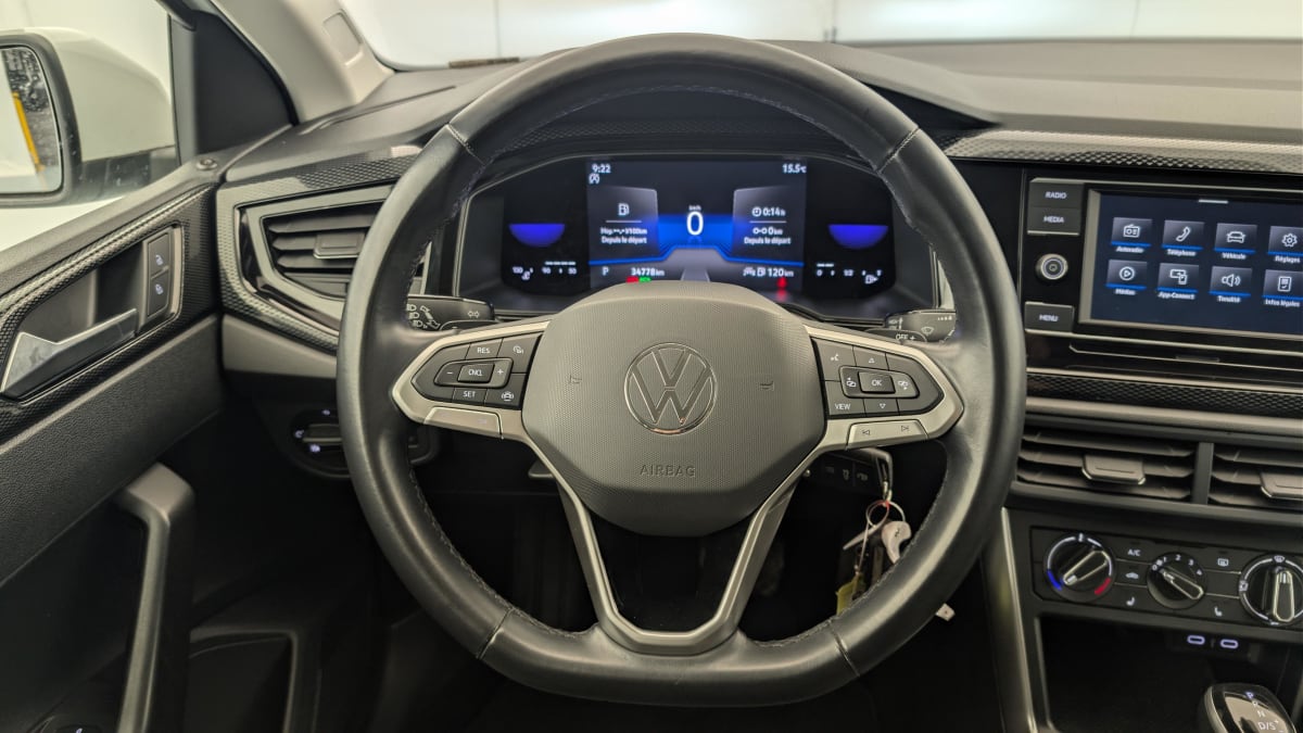 Volkswagen POLO - Image 14