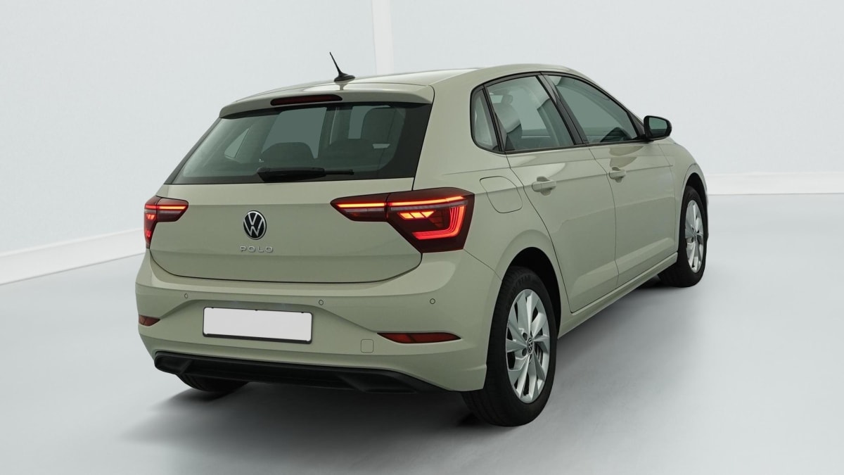 Volkswagen POLO - Image 7