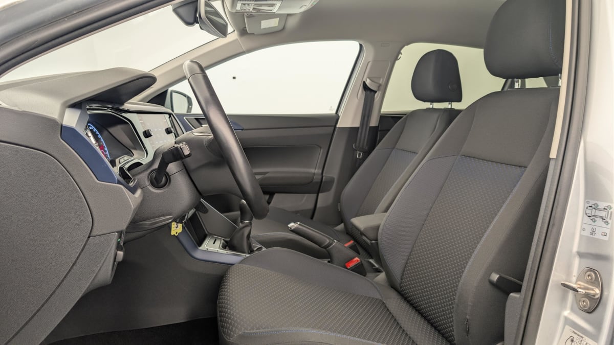 Volkswagen POLO - Image 16