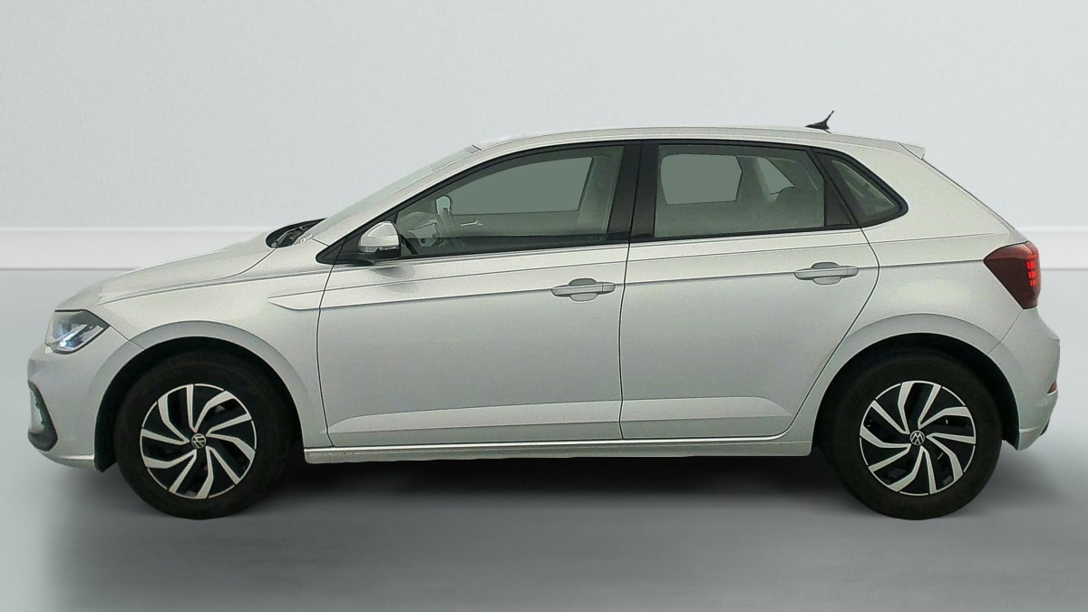 Volkswagen POLO - Image 4
