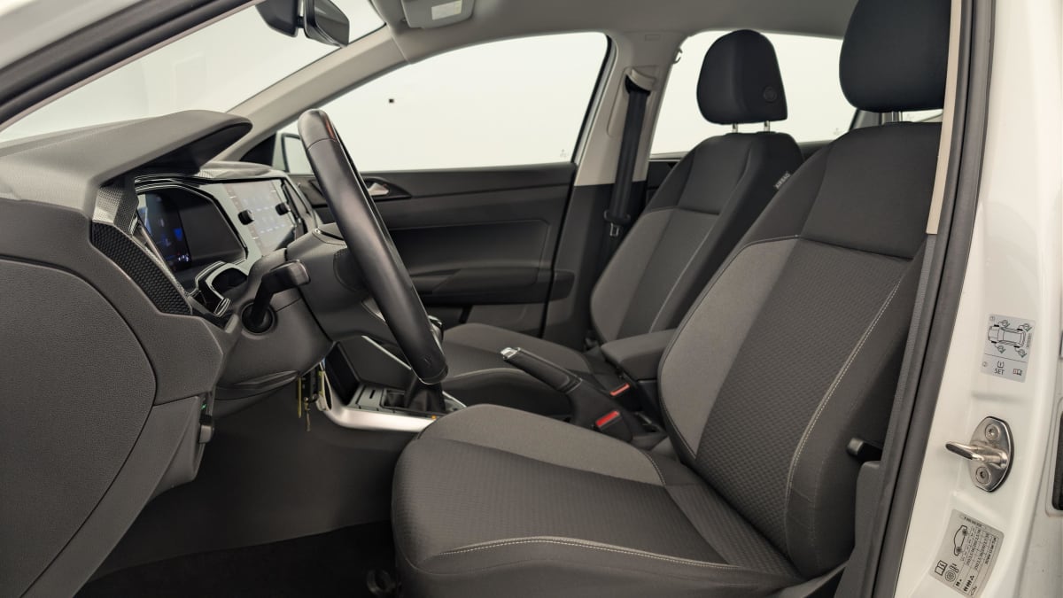 Volkswagen POLO - Image 16